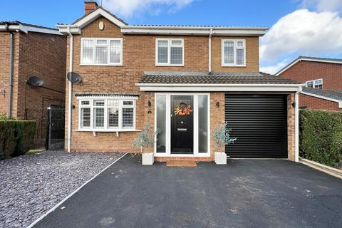 4 bedroom detached house for sale - Dalecote Avenue, Solihull