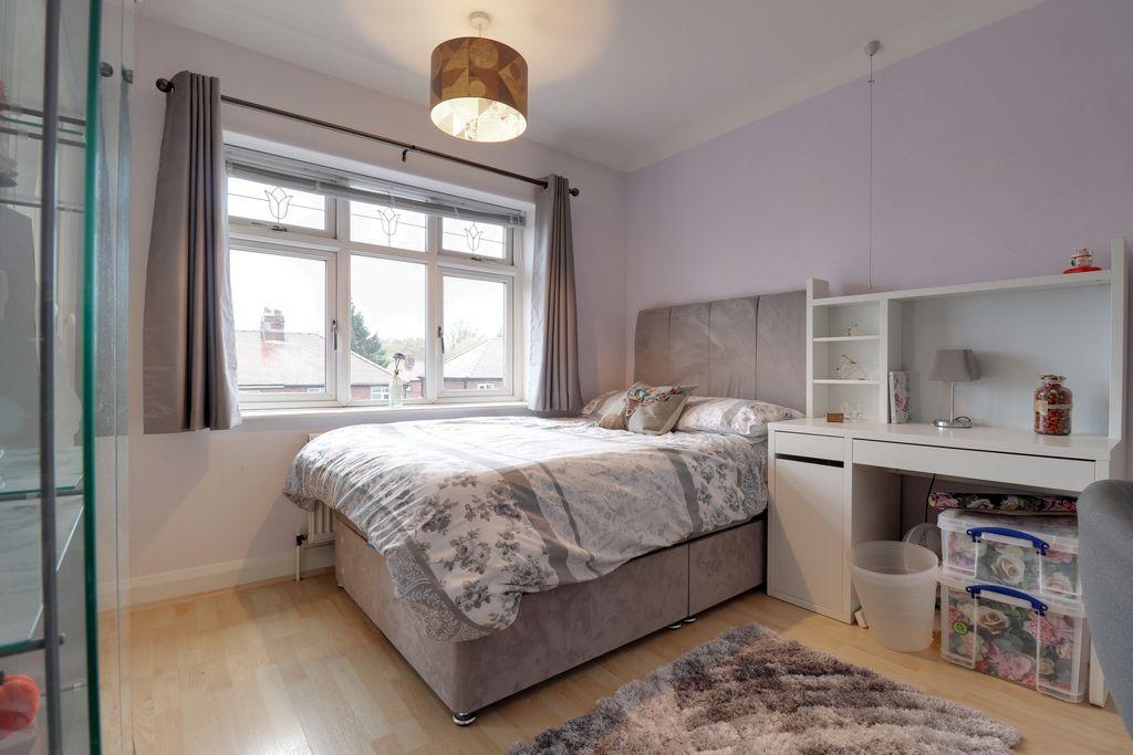 Bedroom 2 (Double)
