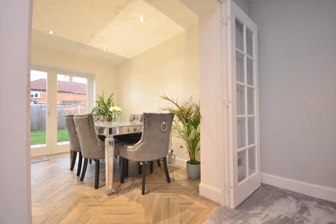 9 Cape Close, Colchester, CO3 4LX