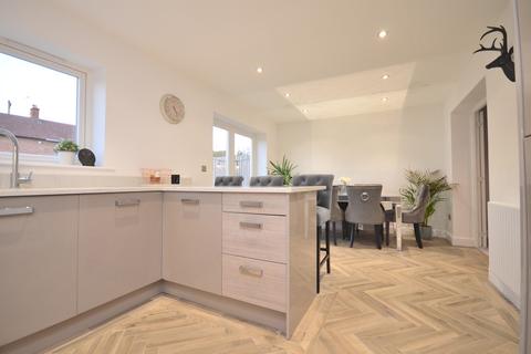 9 Cape Close, Colchester, CO3 4LX