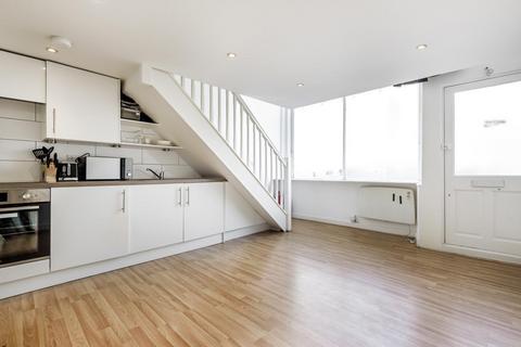 Studio for sale, Greyhound Road, Fulham