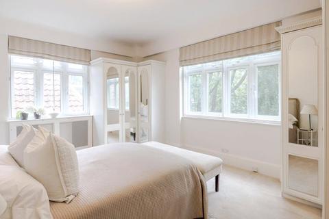 4 bedroom flat to rent - Grove Hall Court, Hall Road, St John's Wood, London