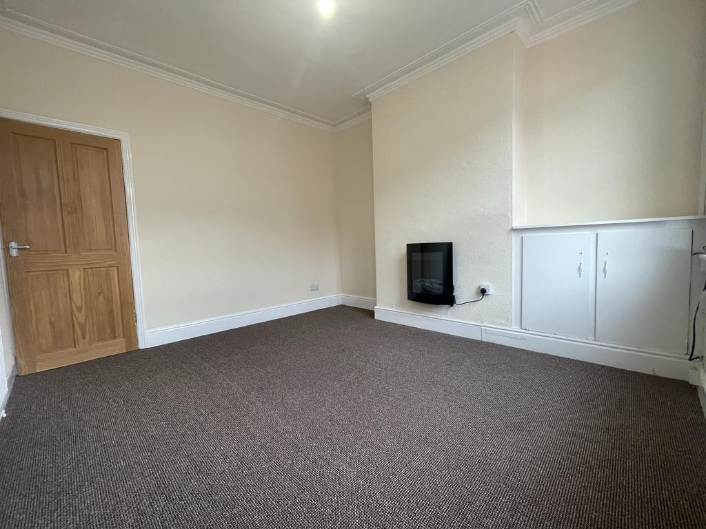 Grosvenor Street, Allenton, Derby, DE24 2 bed terraced house £650 pcm