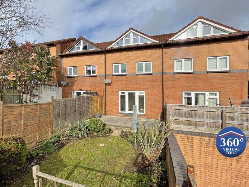 Curated visual reference: Fresh Look at A Deceptively Spacious Terraced House 3 Bed Terraced House
