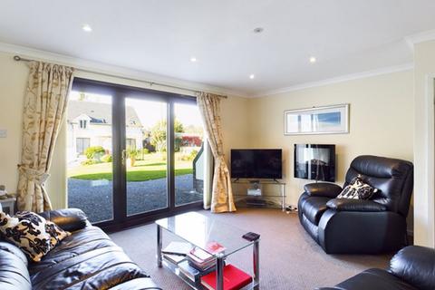 3 bedroom terraced house for sale, Innisfree Cottages, The Green, Llansteffan