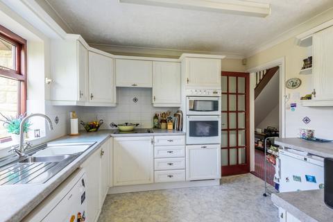 4 bedroom detached house for sale - St. Michaels Gardens, South Petherton, Somerset, TA13