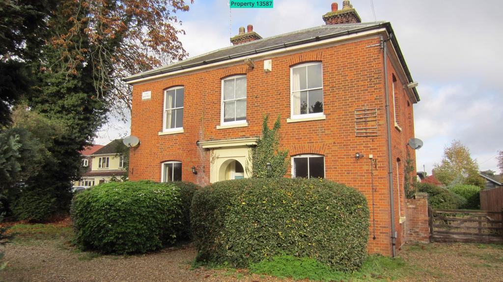 NORWICH ROAD, DEREHAM, NR20 3AE 4 bed detached house to rent £1,450