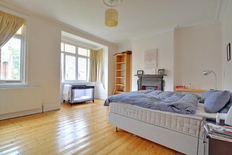 5 bedroom terraced house for sale - Coleraine Road, Blackheath, London, SE3