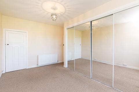 80 Pilton Park, Edinburgh, EH5 2JB