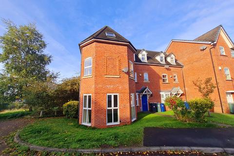 4 bedroom townhouse to rent - New Bridge Gardens, , Bury