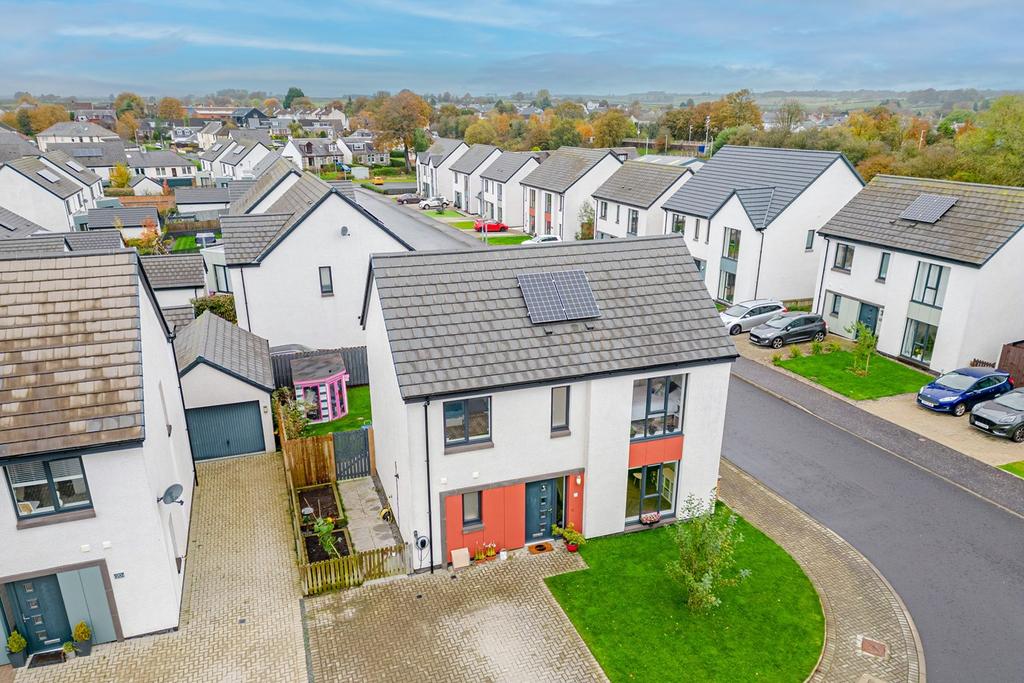 Langmuir Quadrant, Kilmaurs... 3 bed detached house - £225,000