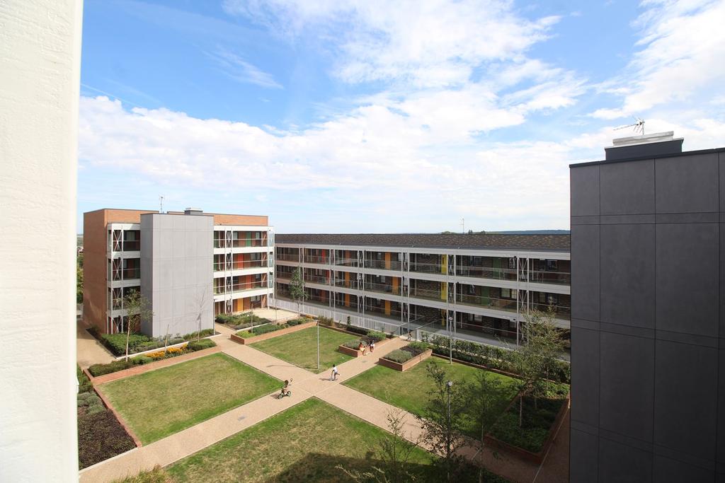 Lattice Court, Campbell Park, Milton Keynes, MK9 2 bed apartment £260,000