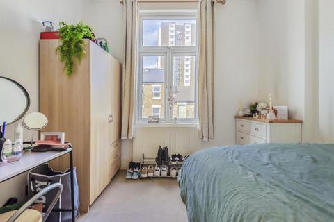 2 bedroom flat for sale, Greyhound Road, Fulham