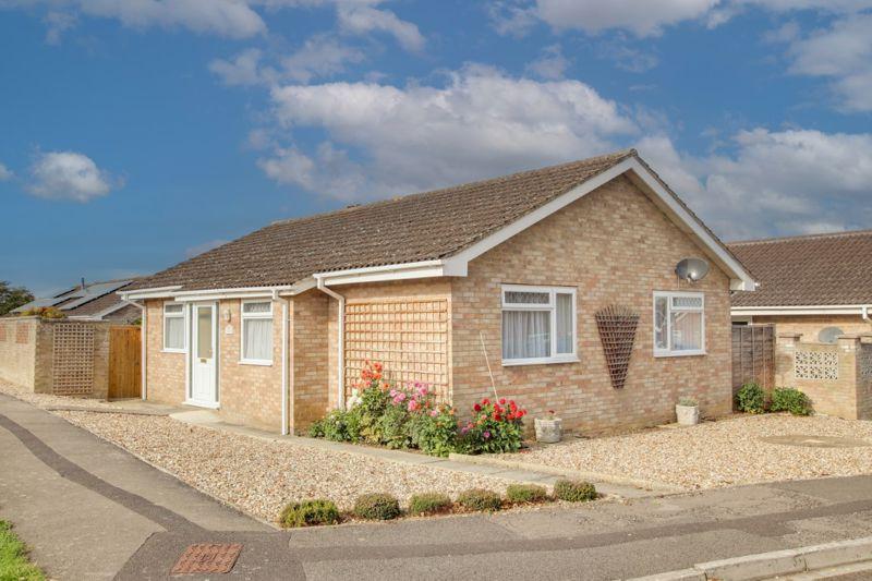 Birch Grove, Melksham 3 bed detached bungalow for sale £375,000