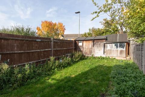 20a Canon Road, Bromley, BR1 2SN