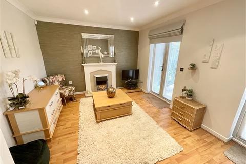 12 Blue Mans Way, Catcliffe, Rotherham, S60 5UR