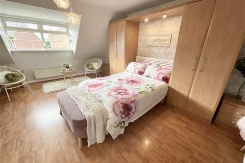 12 Blue Mans Way, Catcliffe, Rotherham, S60 5UR