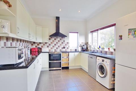 1 Grattons Drive, Lynton, EX35 6LW