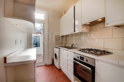 3 bedroom terraced house for sale - Mulgrave Road, London, NW10
