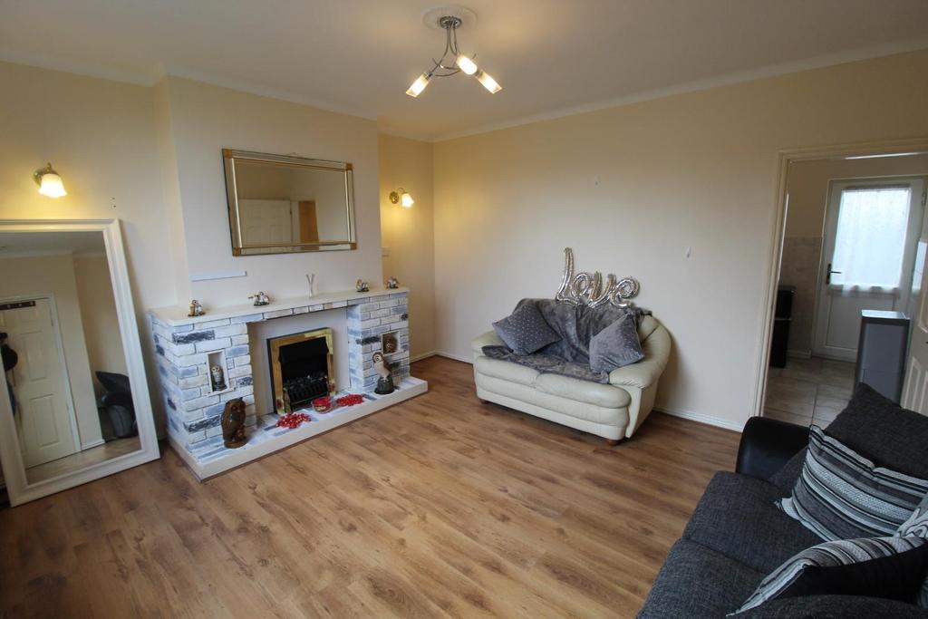 Park Drive, Baldock 3 bed house £1,200 pcm (£277 pw)