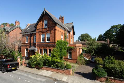 7 bedroom detached house for sale - St. Peters Grove, York, YO30