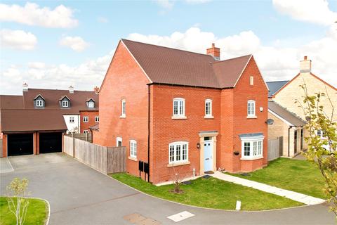 5 bedroom detached house for sale - Meadowsweet Way, Wootton, Northampton, Northamptonshire, NN4