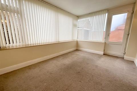 7 The Oval, Scarborough, YO11 3AP