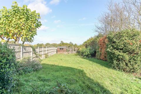 3 bedroom semi-detached house for sale - Victoria Road, Writtle, Chelmsford