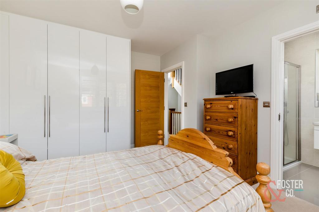 Beacon Close, 8-13.JPG