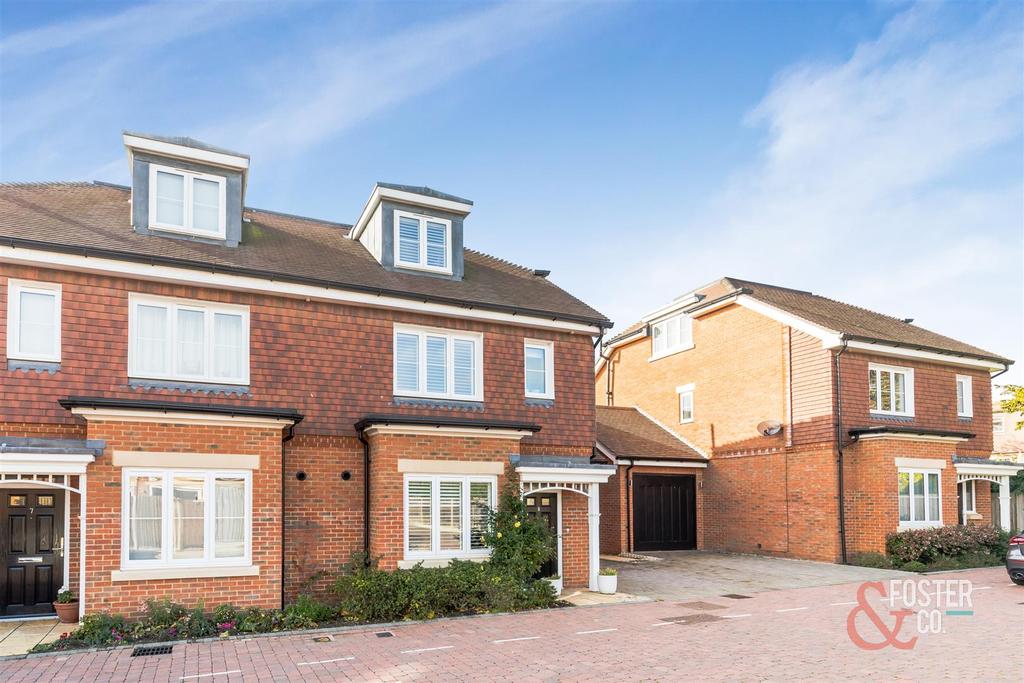 Beacon Close, 8-3.JPG