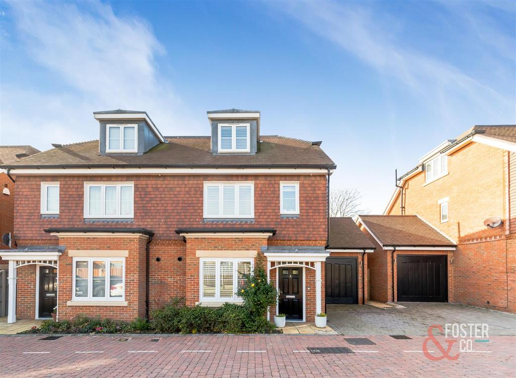 Beacon Close, 8-2.JPG