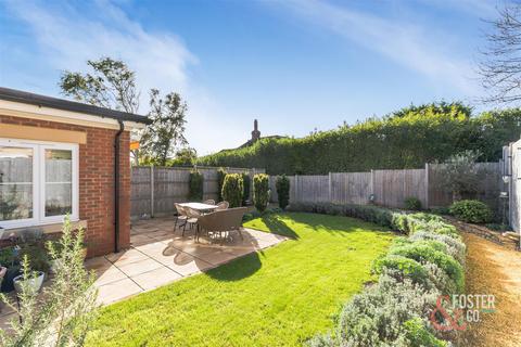 8 Beacon Close, Rottingdean, Brighton, BN2 7FY