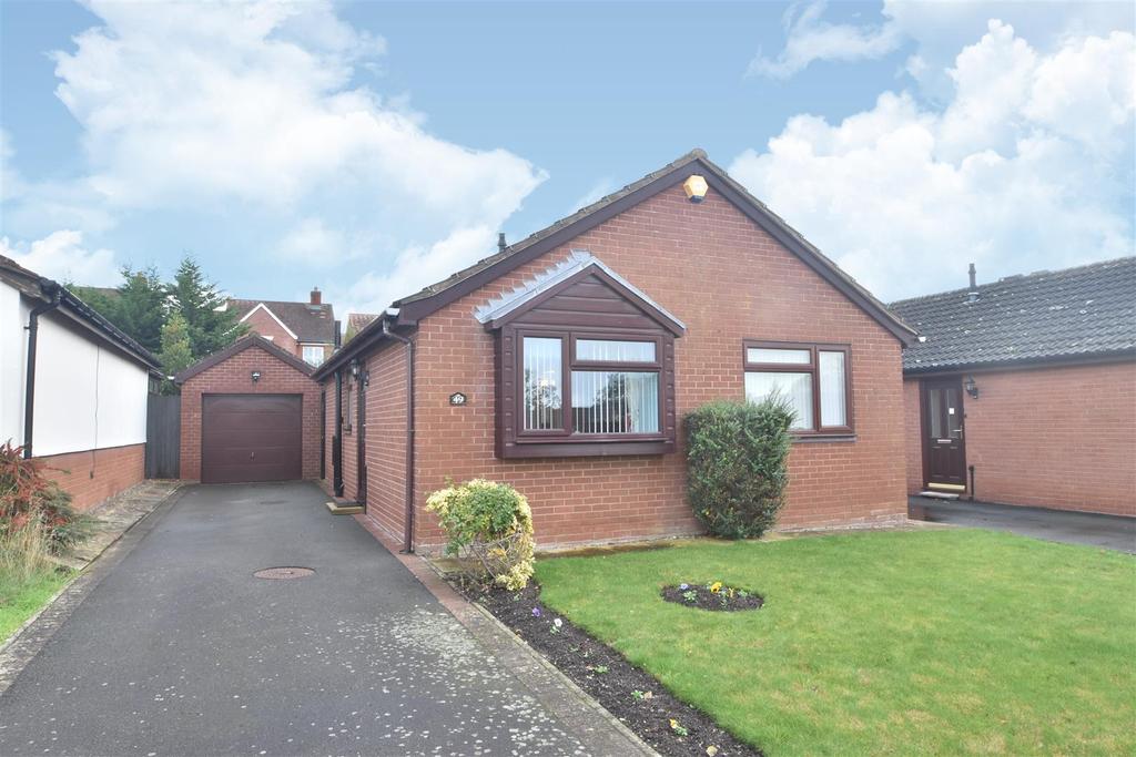 49 Falcons Way, Shrewsbury, SY3 8ZG 2 bed detached bungalow for sale