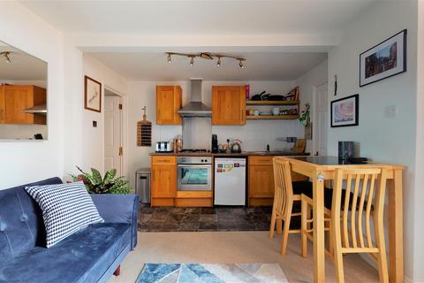 1 bedroom flat to rent, Arnos Street, Totterdown, Bristol