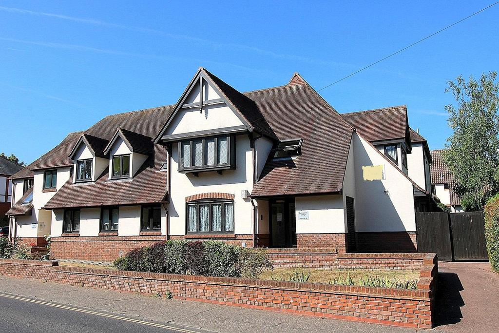 High Street, Great Baddow 1 bed retirement property to rent £650 pcm