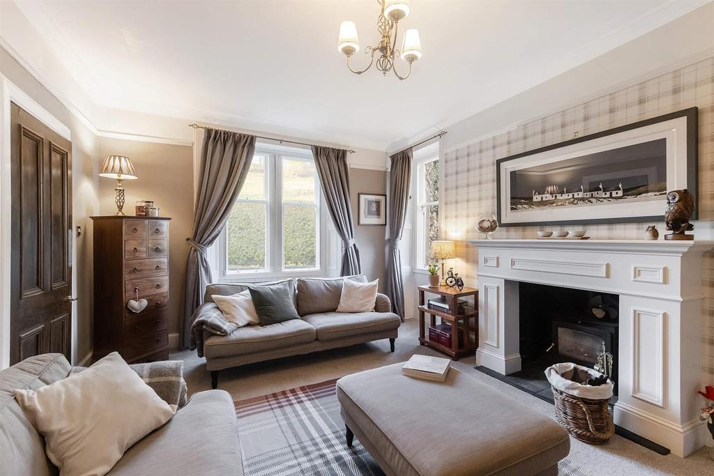 Braewater, Kirkfield Road, Kirkfieldbank 3 bed cottage £288,995