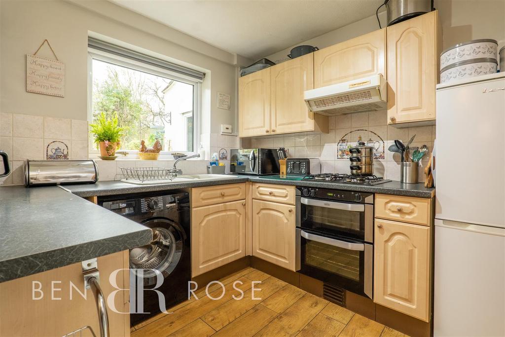 Millbrook Close, Wheelton, Chorley 3 bed detached house £199,995