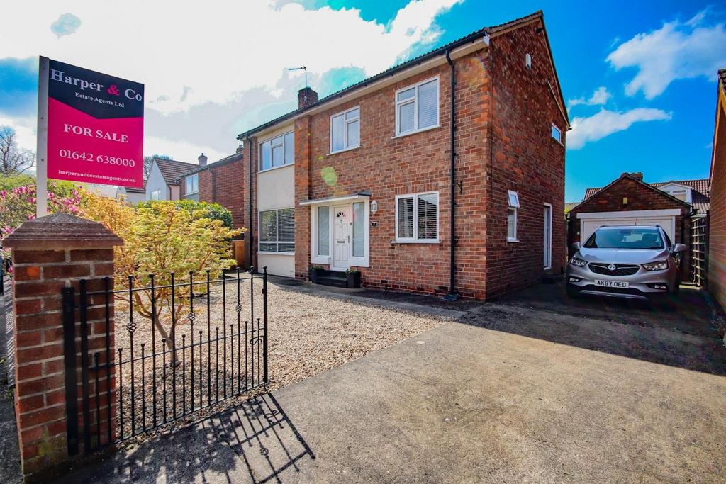 Whitehouse Drive, Whitehouse Farm, StocktonOnTees, TS19 0QE 3 bed