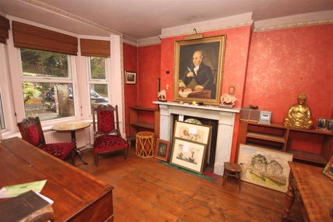 58 Campbell Road, Salisbury, SP1 3BG