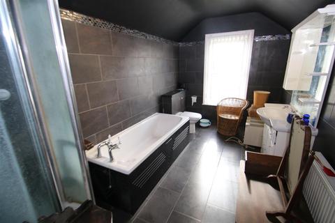 58 Campbell Road, Salisbury, SP1 3BG