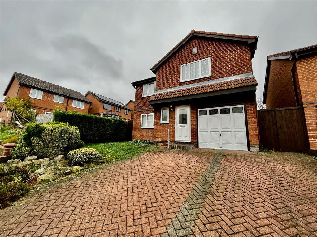 South Hill Road, Gateshead 4 bed detached house £900 pcm (£208 pw)