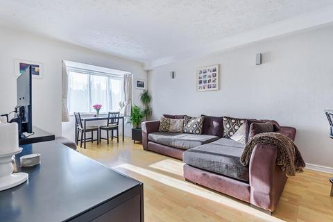 2 Rembrandt Court, Epsom, KT19 0SB
