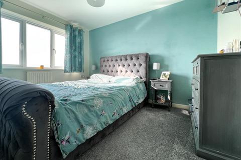 31 Caer Peris View, Fareham, PO16 8QL