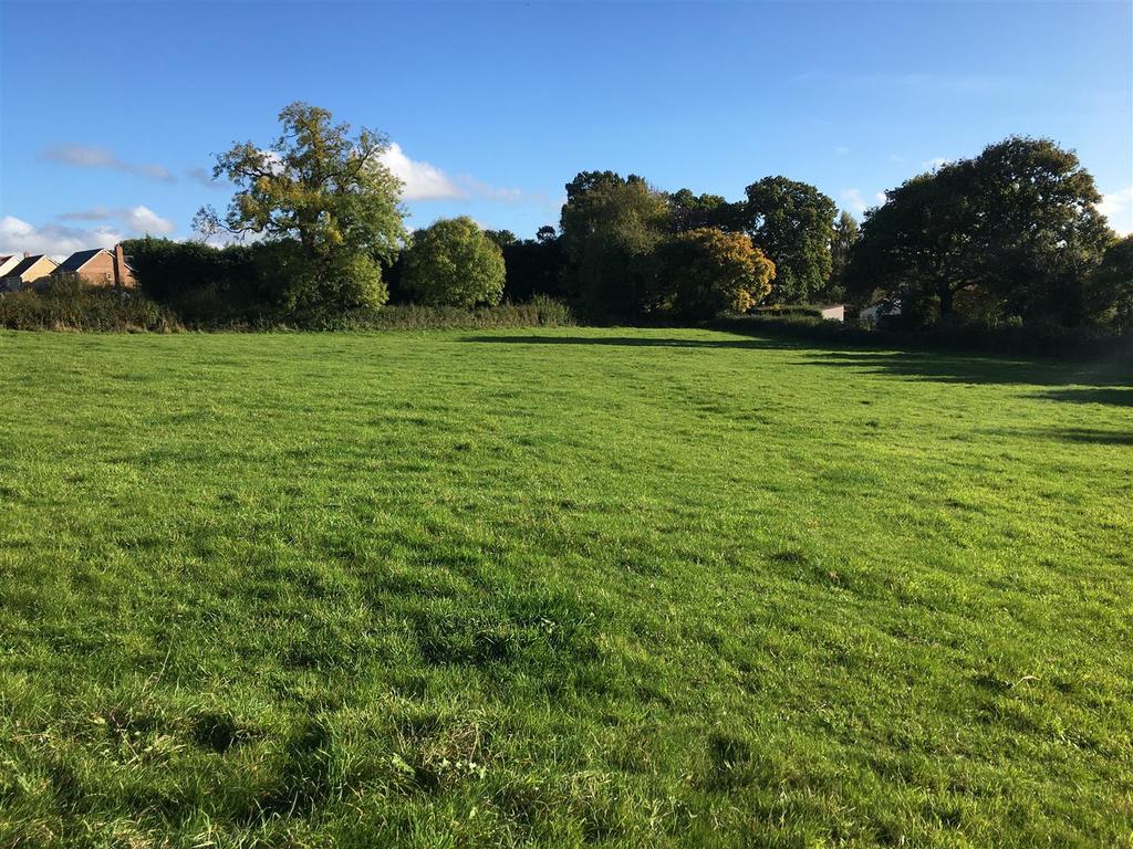 Culmstock, Cullompton Land £40,000