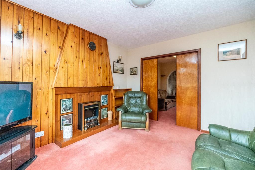 Flatts Lane, Calverton, Nottingham 3 bed detached house £265,000