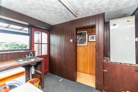 60 Flatts Lane, Calverton, Nottingham, NG14 6JZ