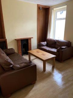 4 bedroom end of terrace house to rent - Letty Street, Cardiff
