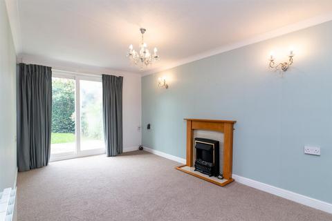 1 bedroom terraced bungalow for sale, The Firs, Sherwood, Nottingham