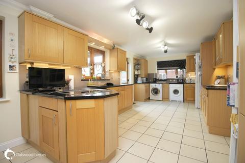 4 bedroom detached house for sale, Broadstairs