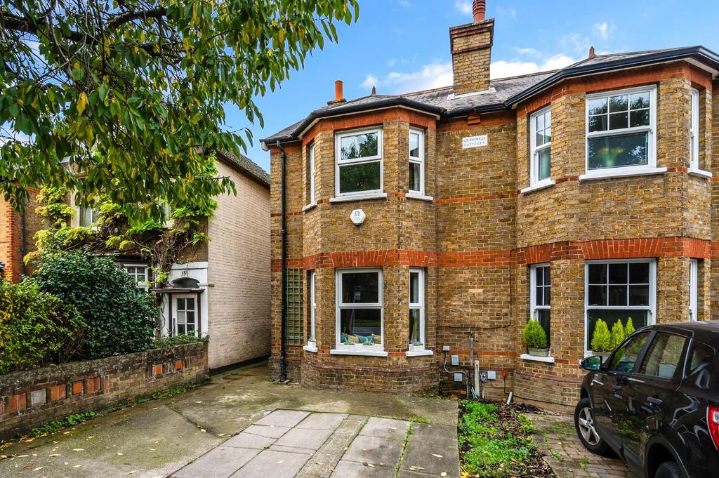 London Road, Stoneleigh 3 bed semidetached house £700,000